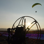 Motorový paragliding