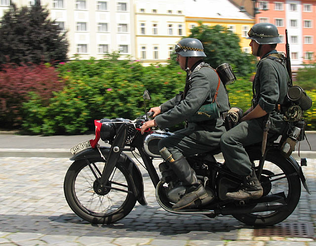 Nemci vtrhli do Krnova