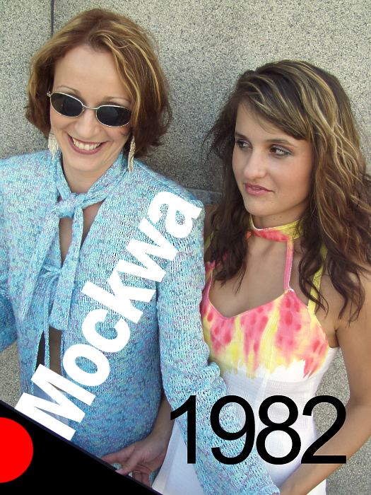 Vůbec nejsi vtipná, jseš jediná kdo se směje.