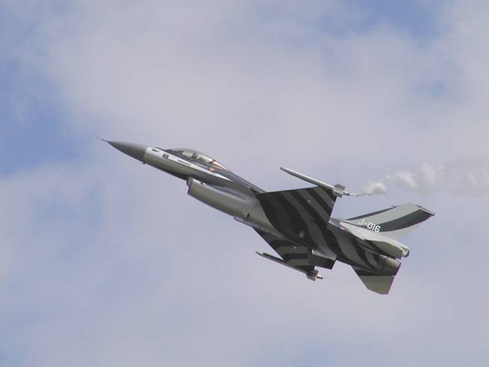 F-16 Fighting Falcon