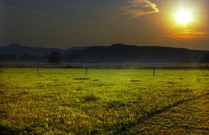 Západ ... zas jedna kýčofka :)