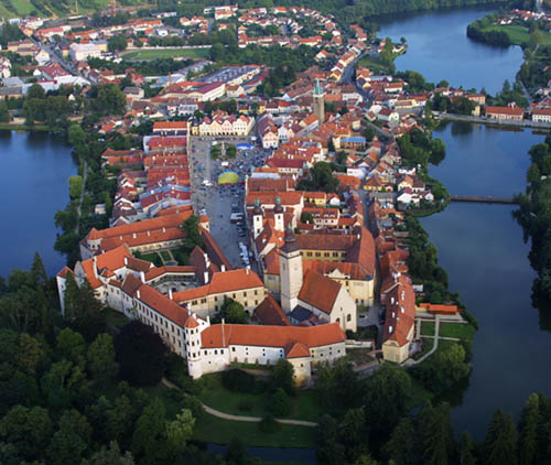 Telč z balónu