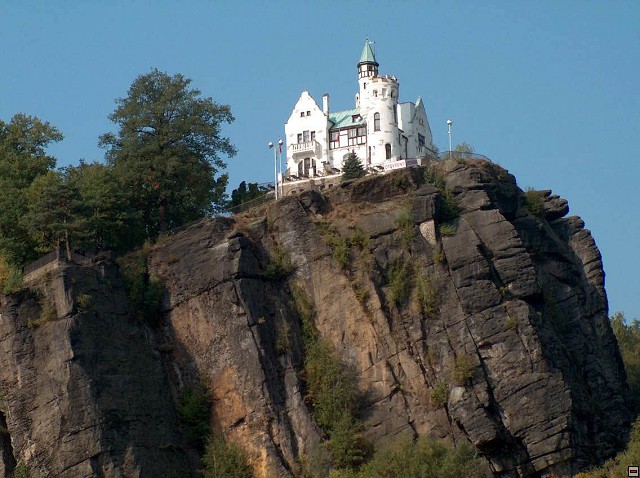 Zámeček Pastýřská stěna v Děčíně