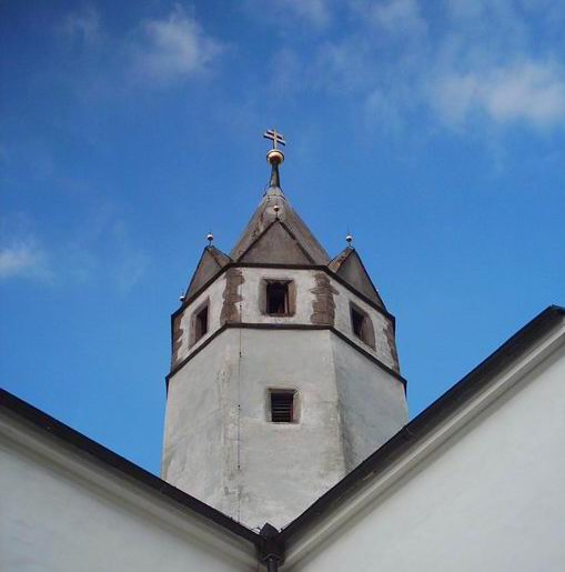 Věž v knize