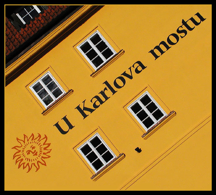 První z malé serie...