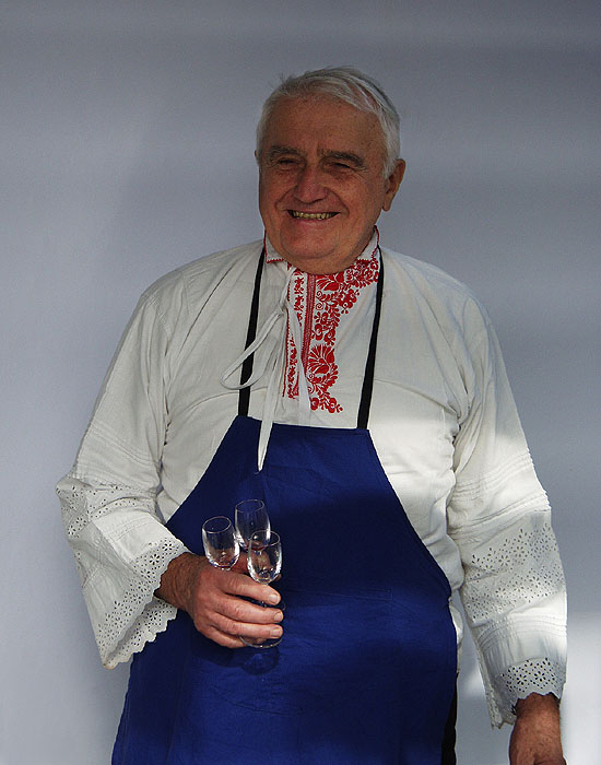 Tož sednite,já vám naleju......