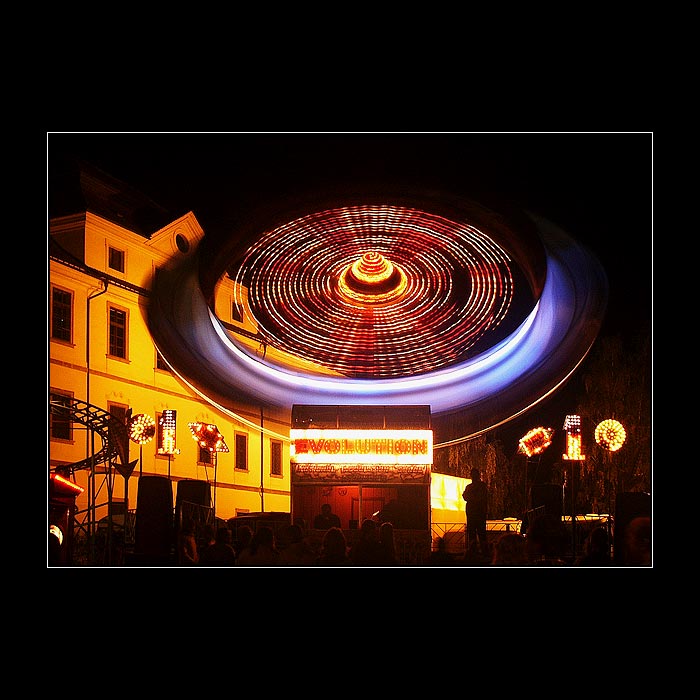 *CENTRIFUGA*