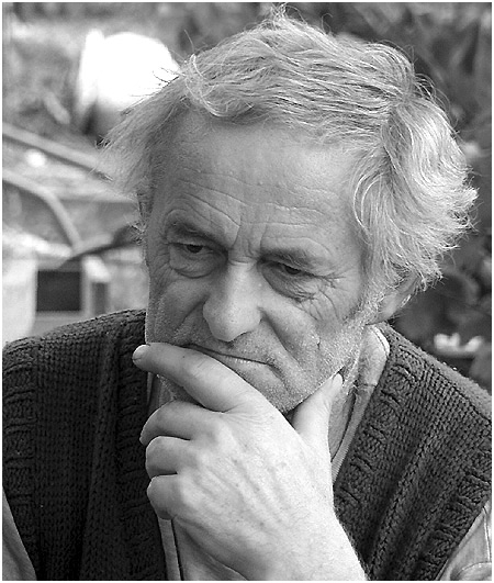 <b>v zamyšlení</b>