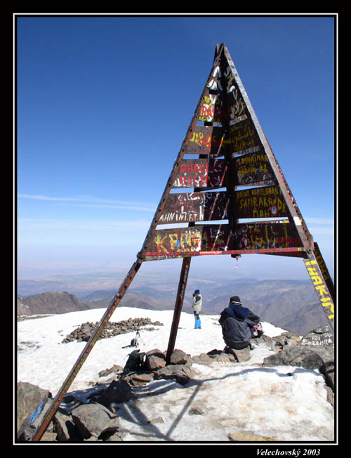 4 167 m.n.m.
