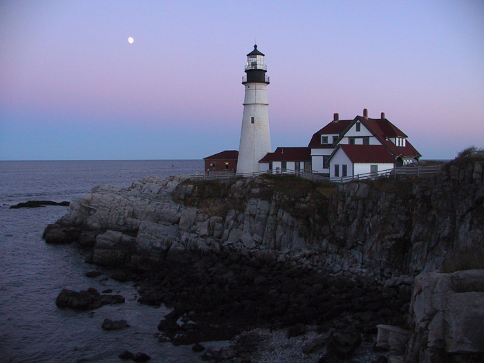 Jeden z mnoha majáků poblíž Portlandu (Maine)