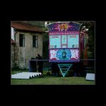 <b> * PŘIJELA POUŤ *