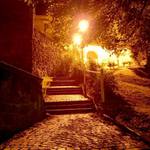 po starých zámeckých schodech...