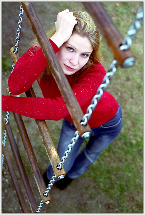 Elena I.