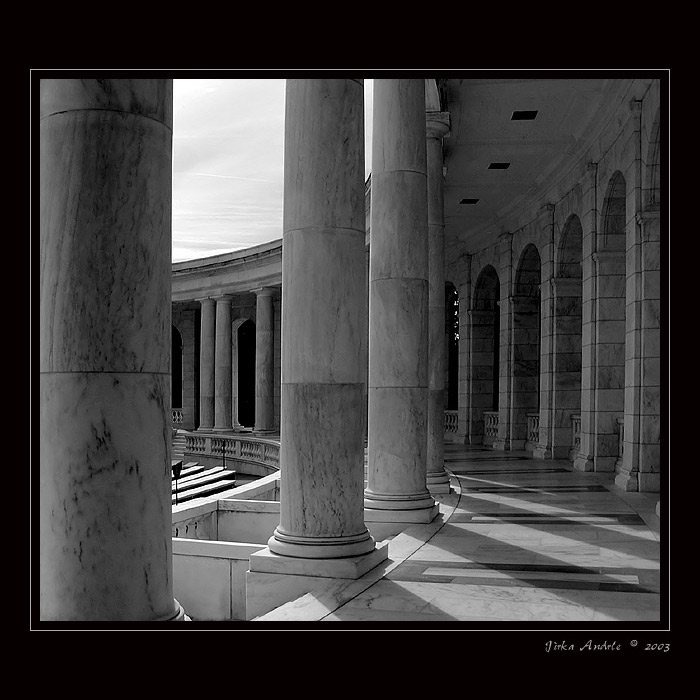 <b>The Memorial Amphitheather</b>