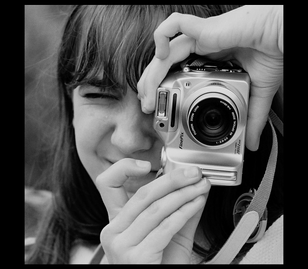Mladá fotografka