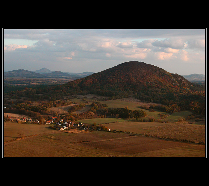 <b>Kokořínské pomezí</b>