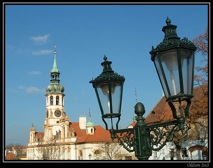 <b>Lampa na Loretánském nám.</b>