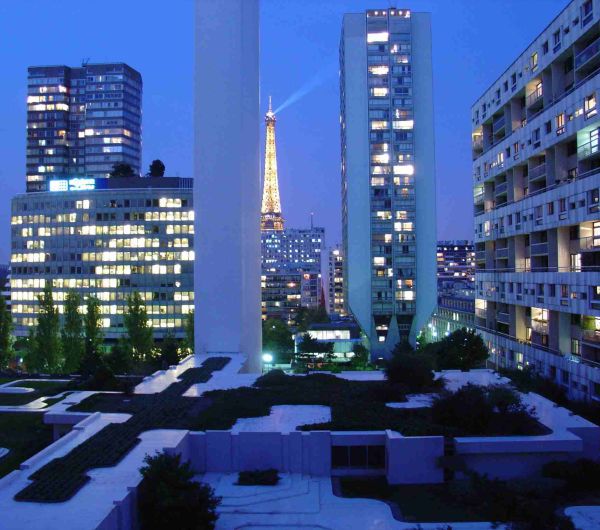 Paris z balkonu