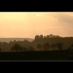 za třemi hřbety...