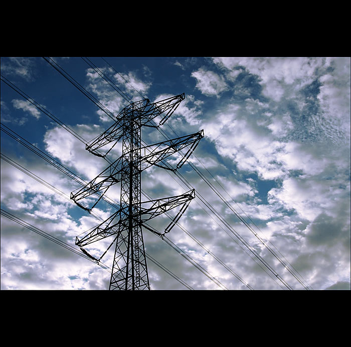 <b>-= InDuSTrial SkY =- [part II] </b>