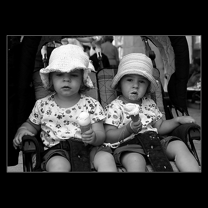 <b>* Starší už vědí... *</b>