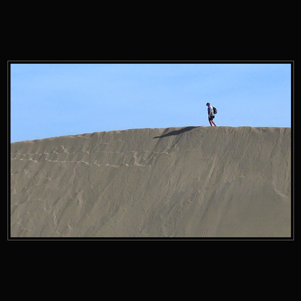 <b> Dlouhá cesta ... </b>