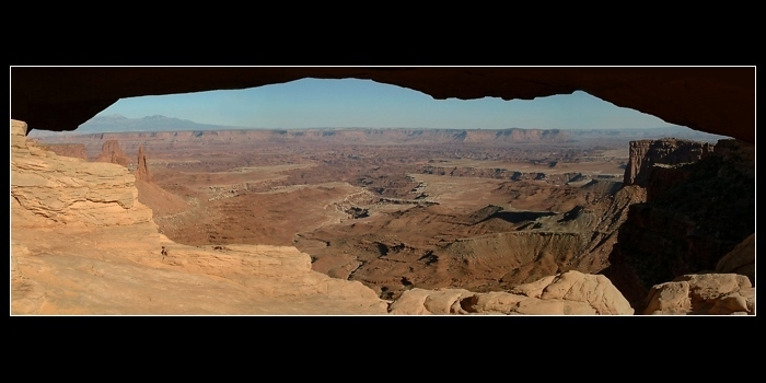 <b>CANYONLANDS</b>