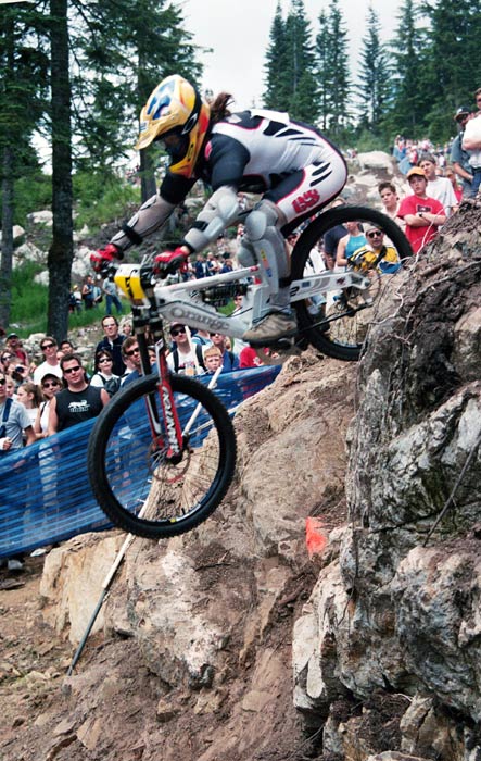 World cup v Downhillu 2003 Vancouver