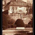 Jičínský park s farou