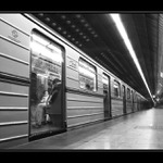 PRAŽSKÉ METRO - "nastupovat"