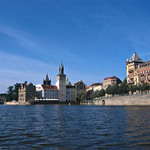 Pražské nábřeží