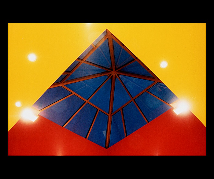 .:)<b>United Colors of Cinestar</b>(:.