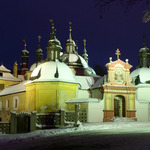 Klokotský klášter večer