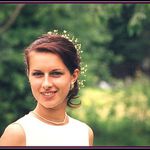 už není slečna...