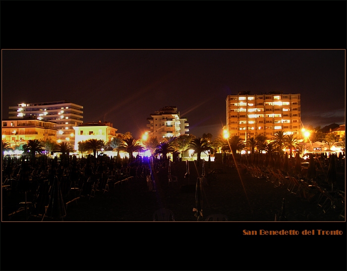 +33 st. ve stínu ...