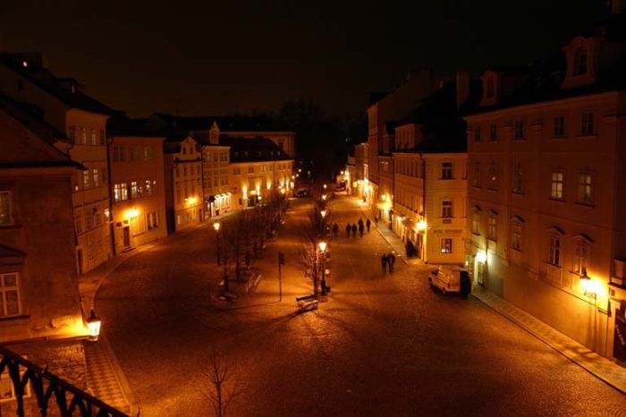 večerní Praha