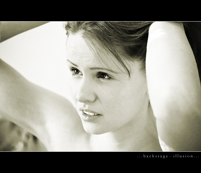 ...backstage - illusion...