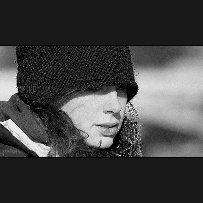 <b> KULÍŠKEM ZACLONĚNO </b>