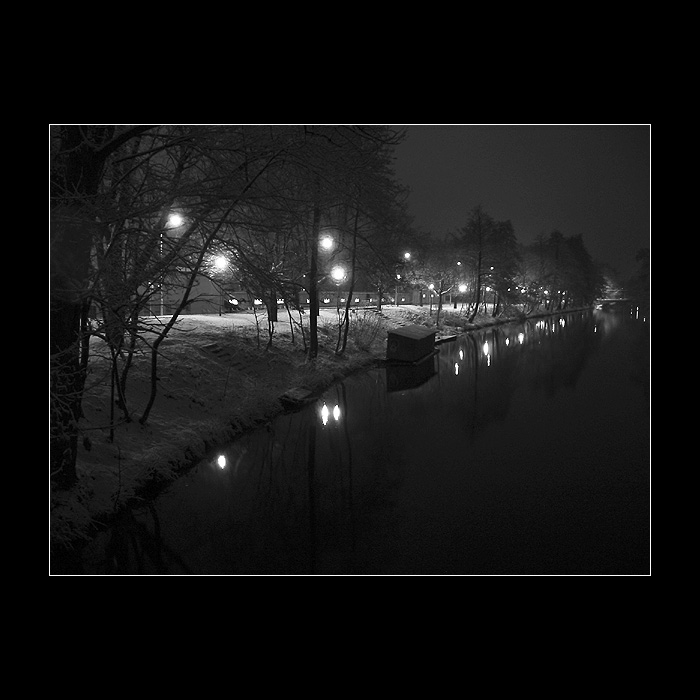 <b>***WINTER FLOWS AWAY***<b>