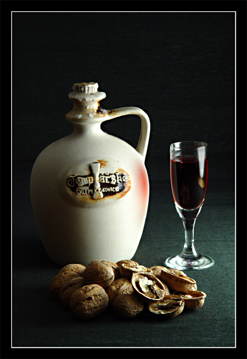 Vínečko s ořechy