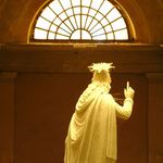 Tam, v tom okně ...