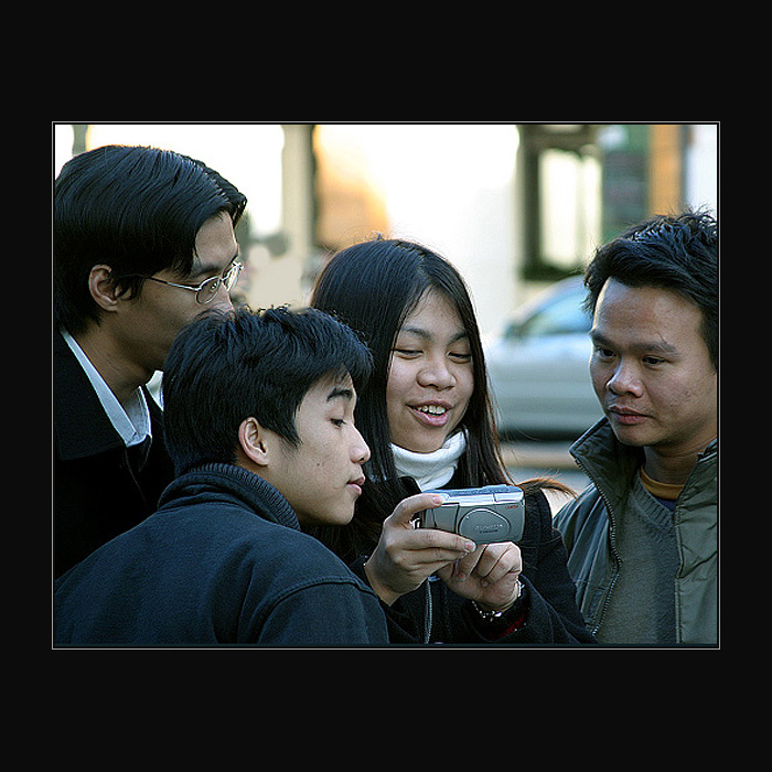 * <b> NADŠENÍ JAPÍCI </b> *