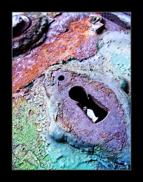 Color corrosion