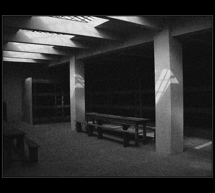 TEREZÍN.....V TICHOSTI POSTŮJ..