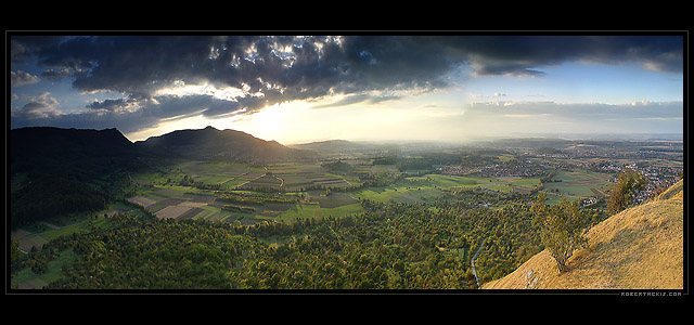 <B>Oh My Fisheye!</B>