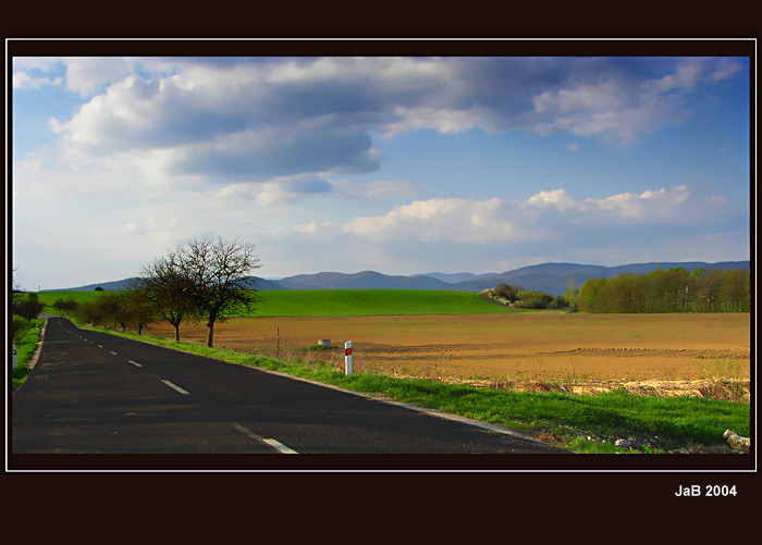 Jarná krajinka na Gemeri