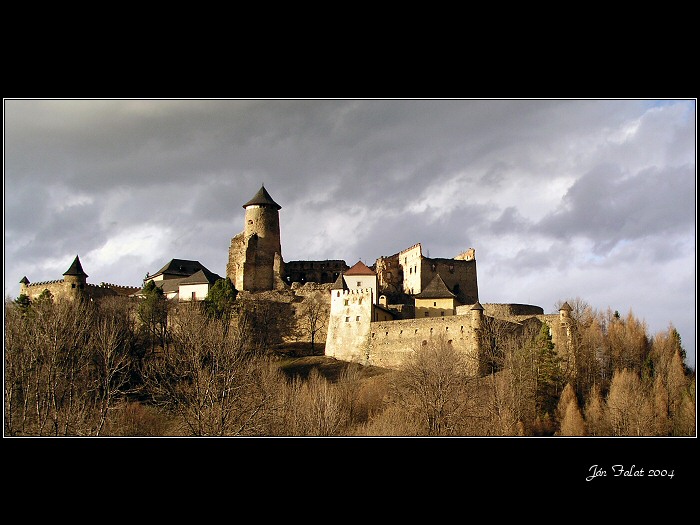 <b> Ľubovnianský hrad 04 <b>