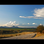 <b>Podvečer ve Středohoří</b>