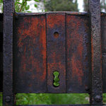 Zakázaná zahrada<BR><S>Na hřbitov ...</S>