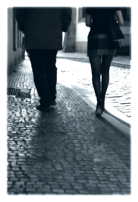 "Je pátek večer ... "